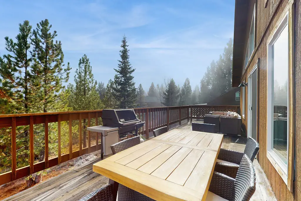 Hillside Chalet