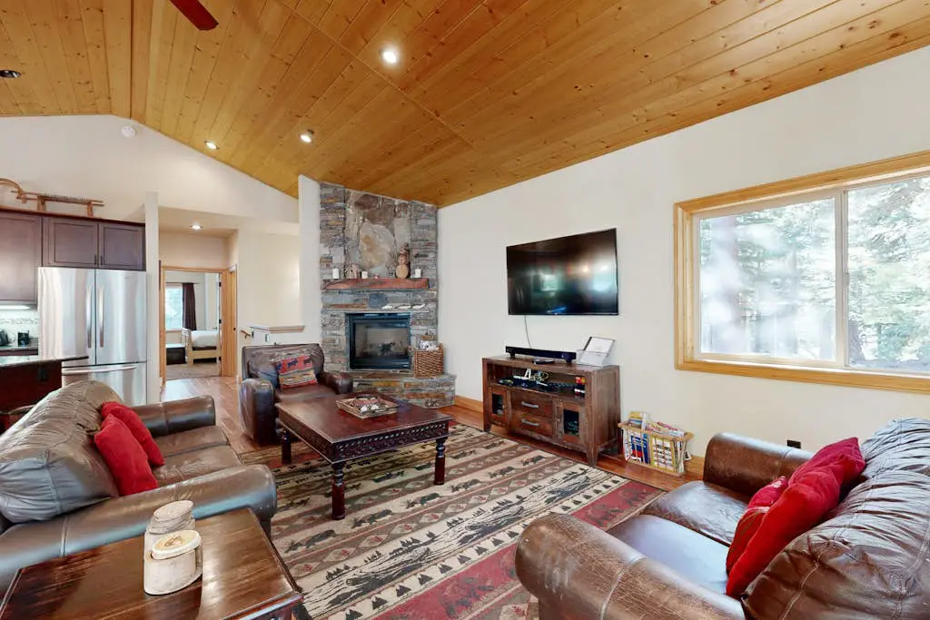 Quiet home with hot tub, grill, & fireplace - near bike path & pool