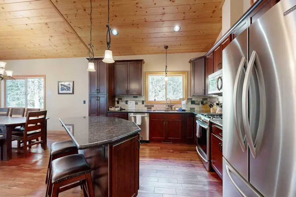 Quiet home with hot tub, grill, & fireplace - near bike path & pool