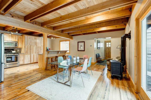 Home with private hot tub, 2 fireplaces, & W/D - drive minutes to hiking, golf