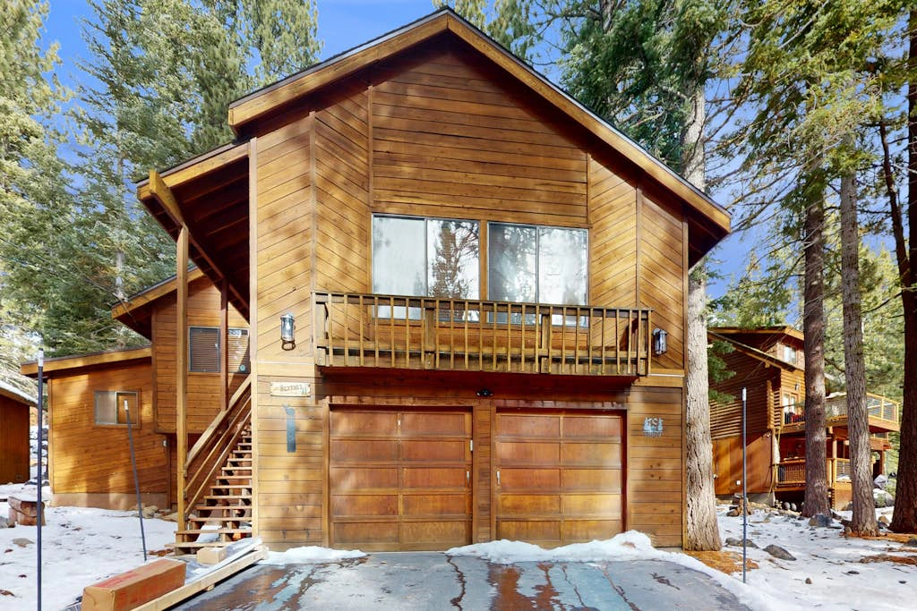 Cozy Tahoe Donner Retreat