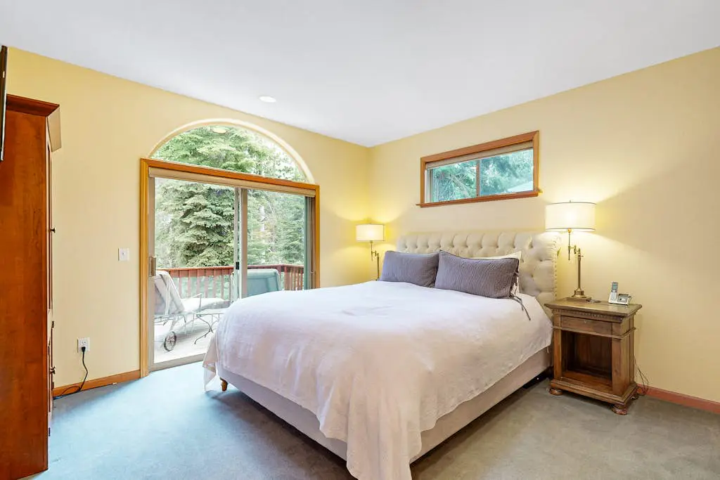 Spacious & Sunny Tahoe Donner Home - Enjoy Access to 5-Star Amenities