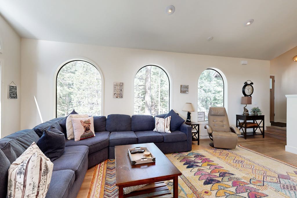 Expansive, Remodeled Home at Tahoe Donner - Swim, Ski & Ride