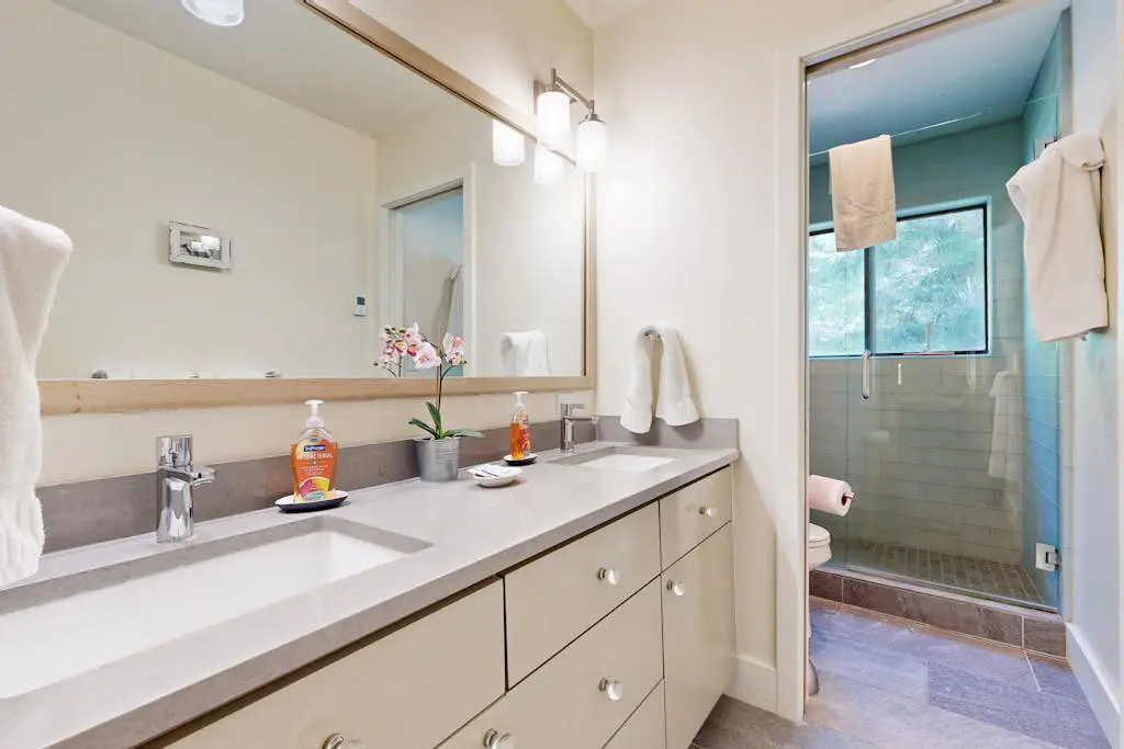 Expansive, Remodeled Home at Tahoe Donner - Swim, Ski & Ride