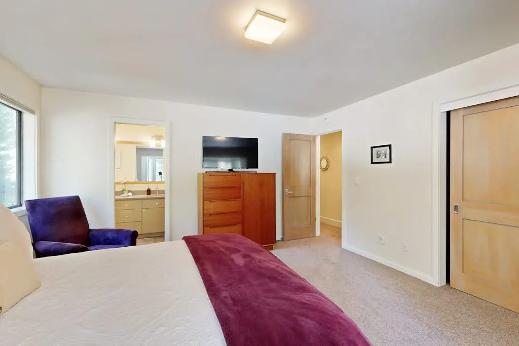 Expansive, Remodeled Home at Tahoe Donner - Swim, Ski & Ride