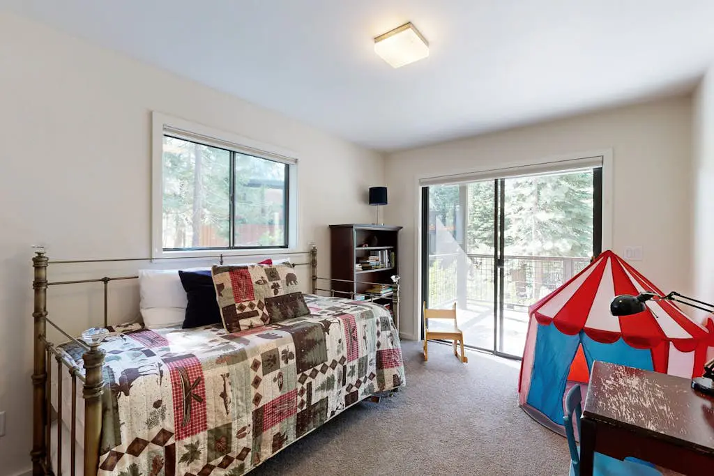 Expansive, Remodeled Home at Tahoe Donner - Swim, Ski & Ride