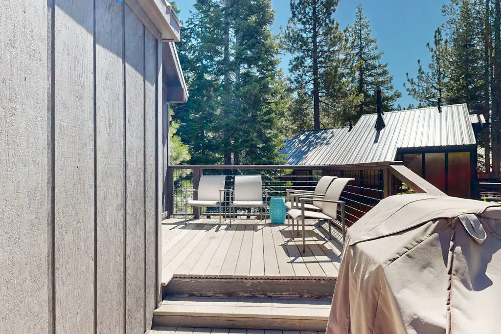Expansive, Remodeled Home at Tahoe Donner - Swim, Ski & Ride