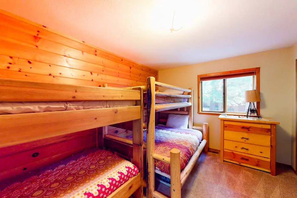 Spacious Home with Gorgeous Forested View, Pool Table, Private Hot Tub & Deck