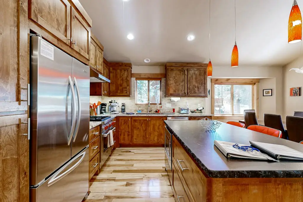 Modern cabin with golf course & 5-star amenity access nearby