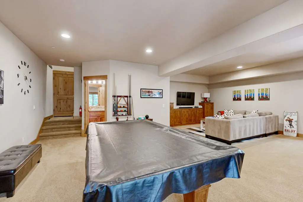 Modern cabin with golf course & 5-star amenity access nearby