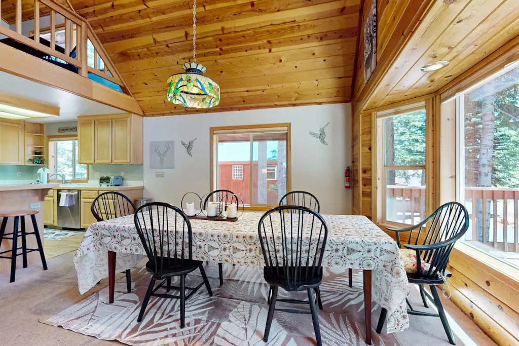 Cozy family-friendly home with wood-burning fireplace, loft, desk, & pool access