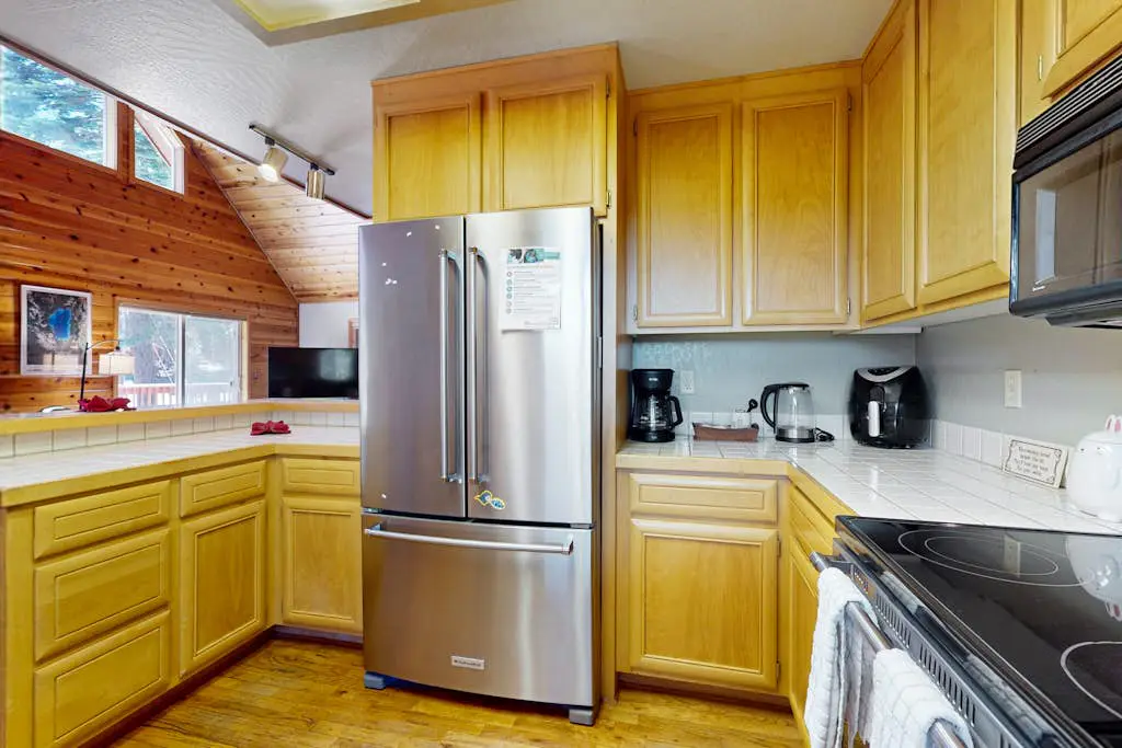 Cozy family-friendly home with wood-burning fireplace, loft, desk, & pool access