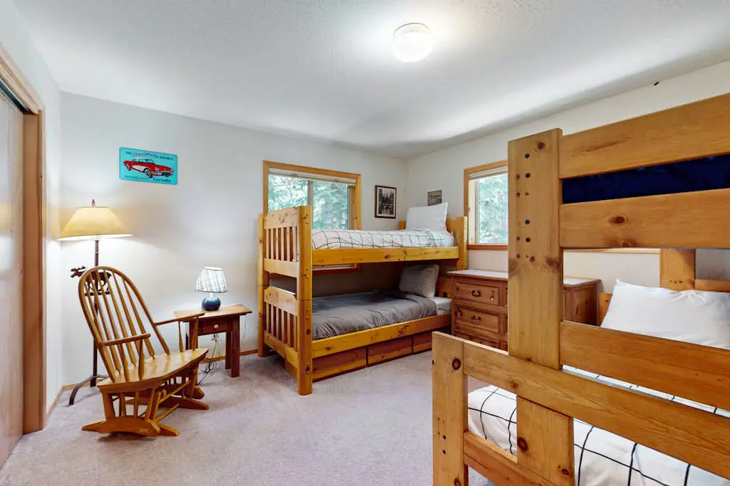 Cozy family-friendly home with wood-burning fireplace, loft, desk, & pool access
