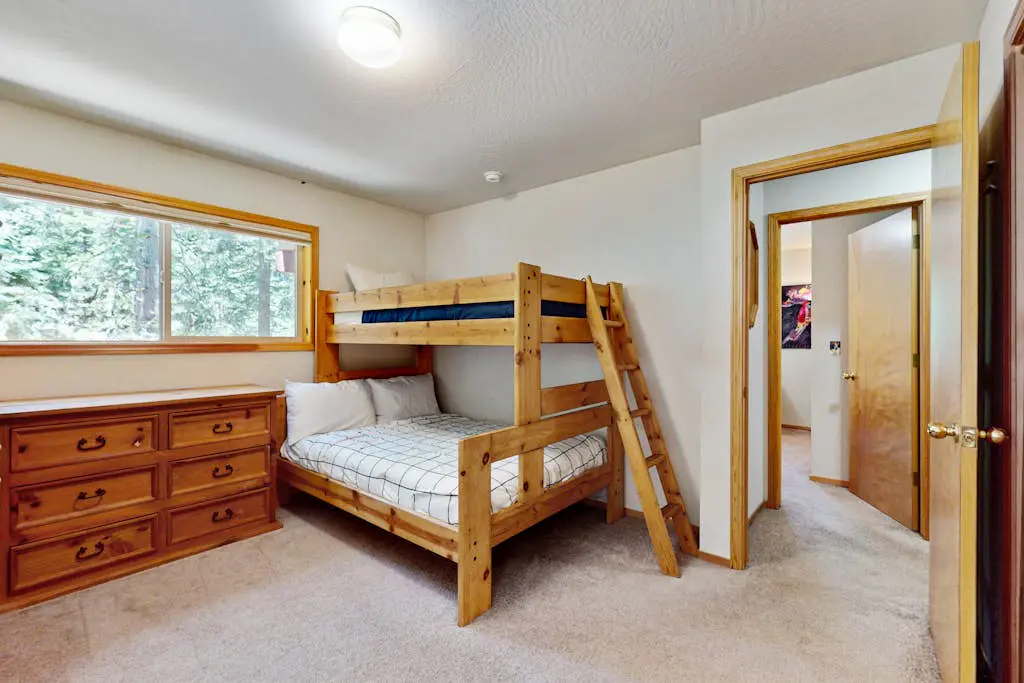 Cozy family-friendly home with wood-burning fireplace, loft, desk, & pool access