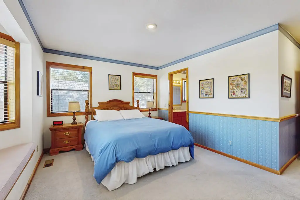 Family-friendly home w/shared pool, hot tub & access to Tahoe/Donner amenities