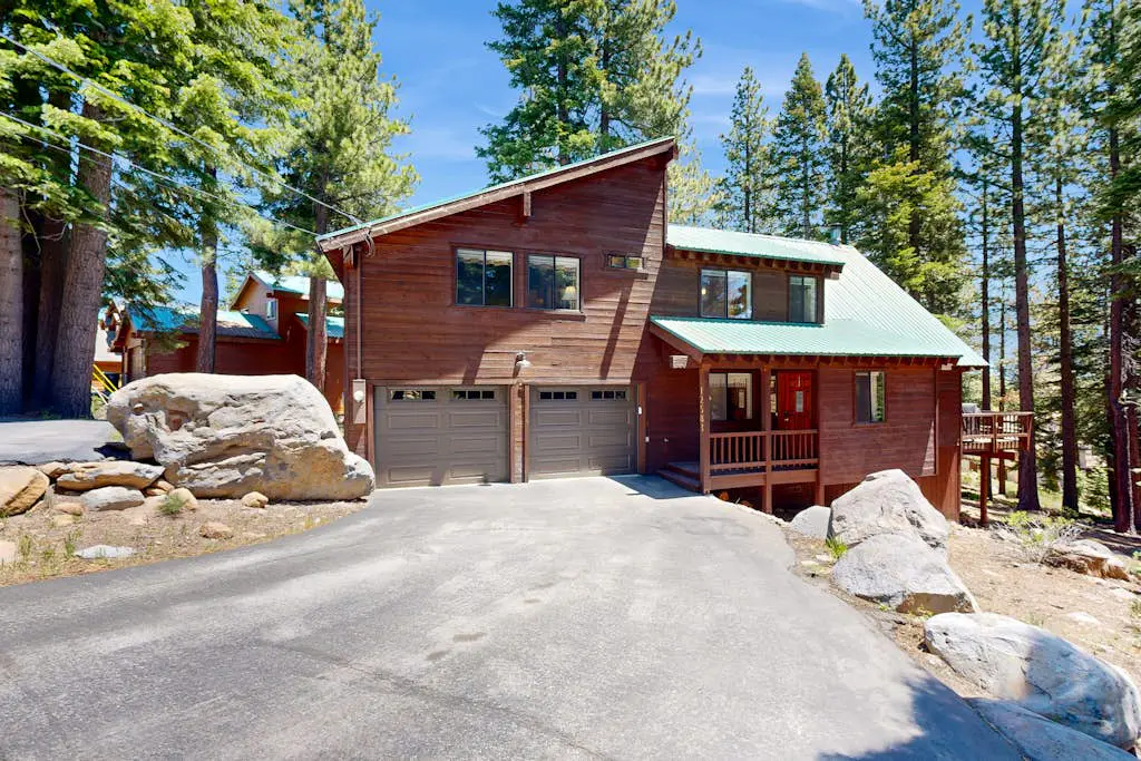 Falcon Point Pines