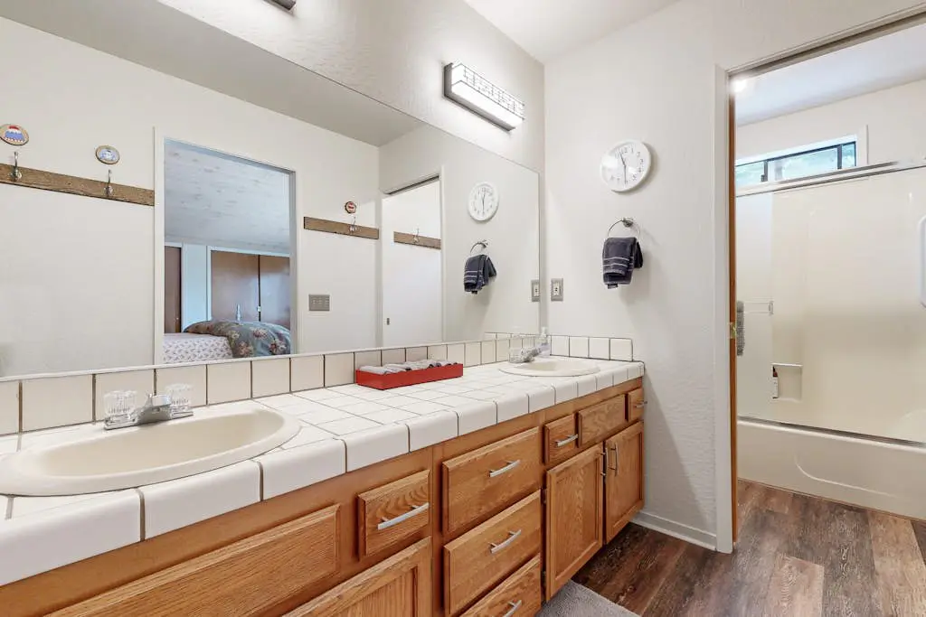 Falcon Point Pines