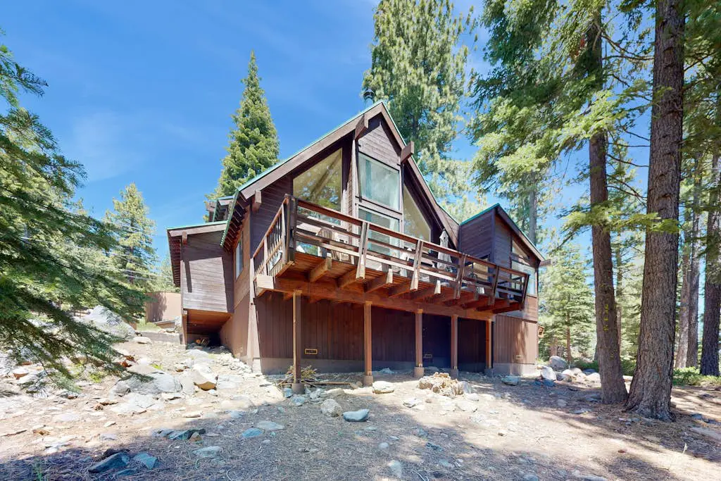 Falcon Point Pines