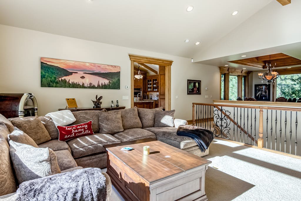 Luxury home with fireplaces, AC, home office, & 2-car garage, sleeps 10