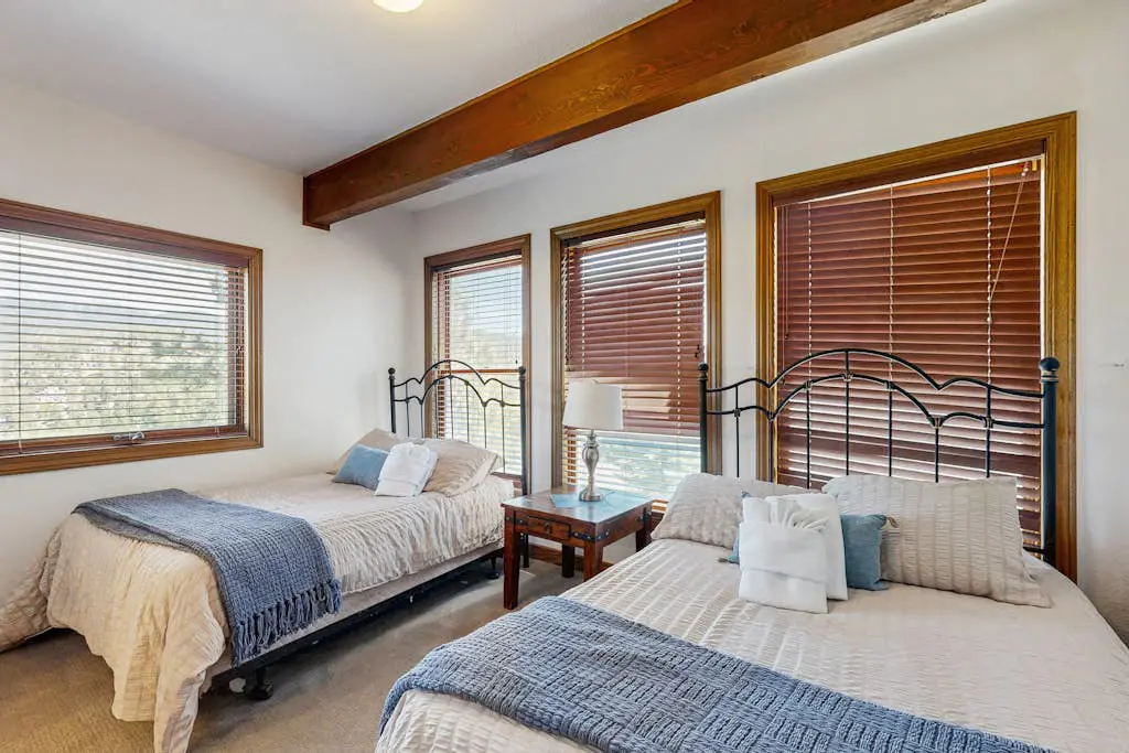 Lookout Lodge