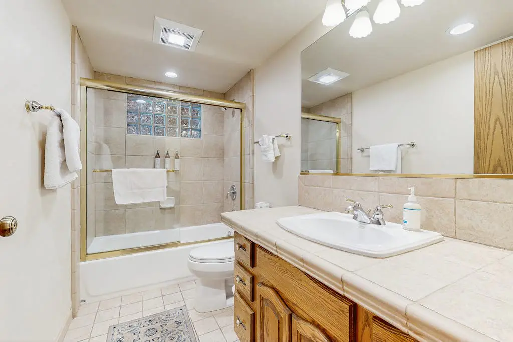 Lookout Lodge