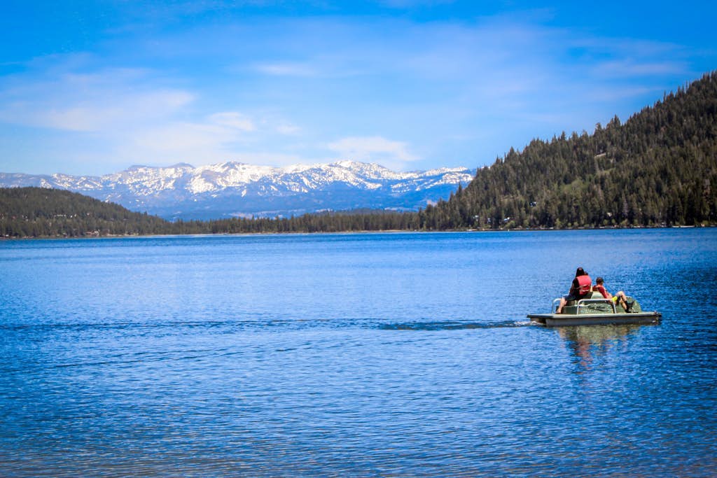 Donner Lakefront Retreat