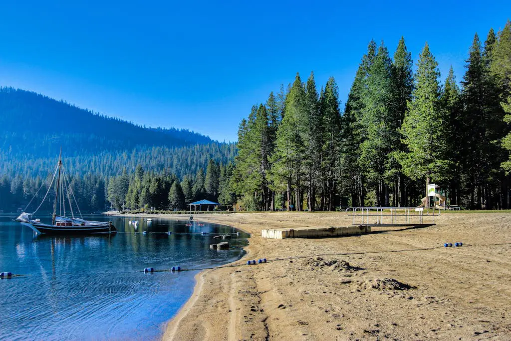 Donner Lakefront Retreat