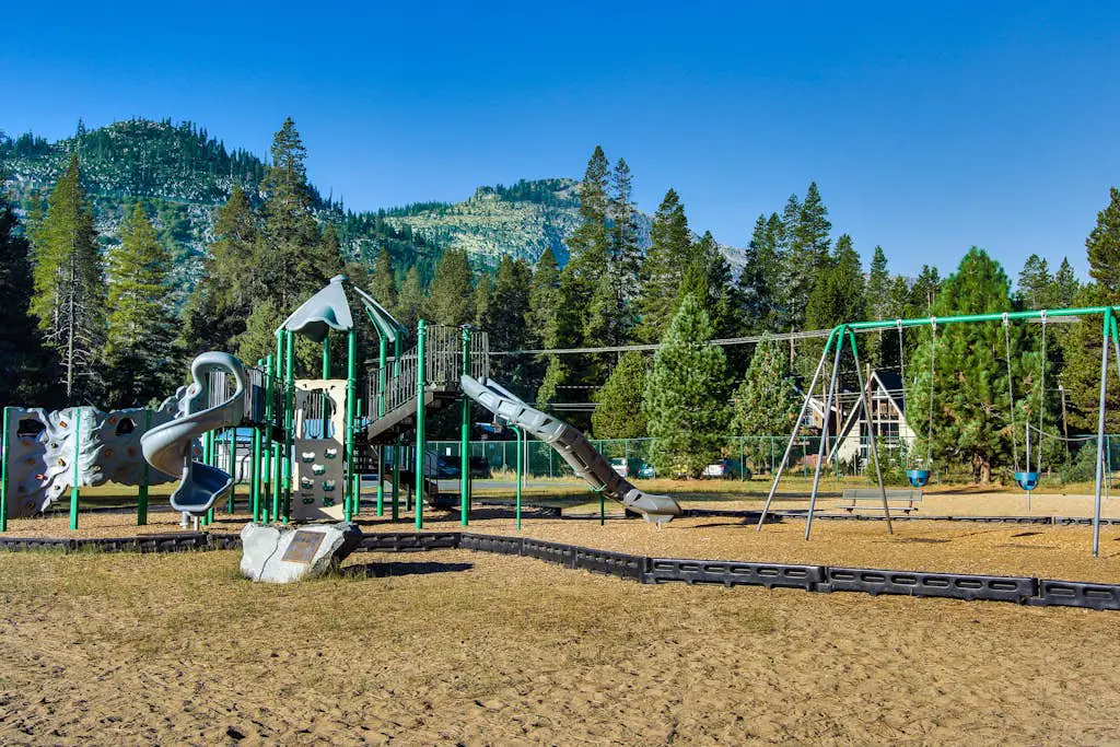 Donner Lakefront Retreat