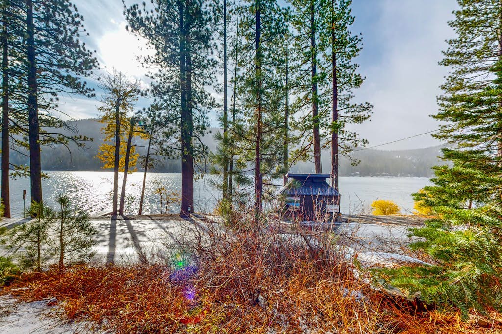 Rustic and Nostalgic Donner Lake Cabin With A View