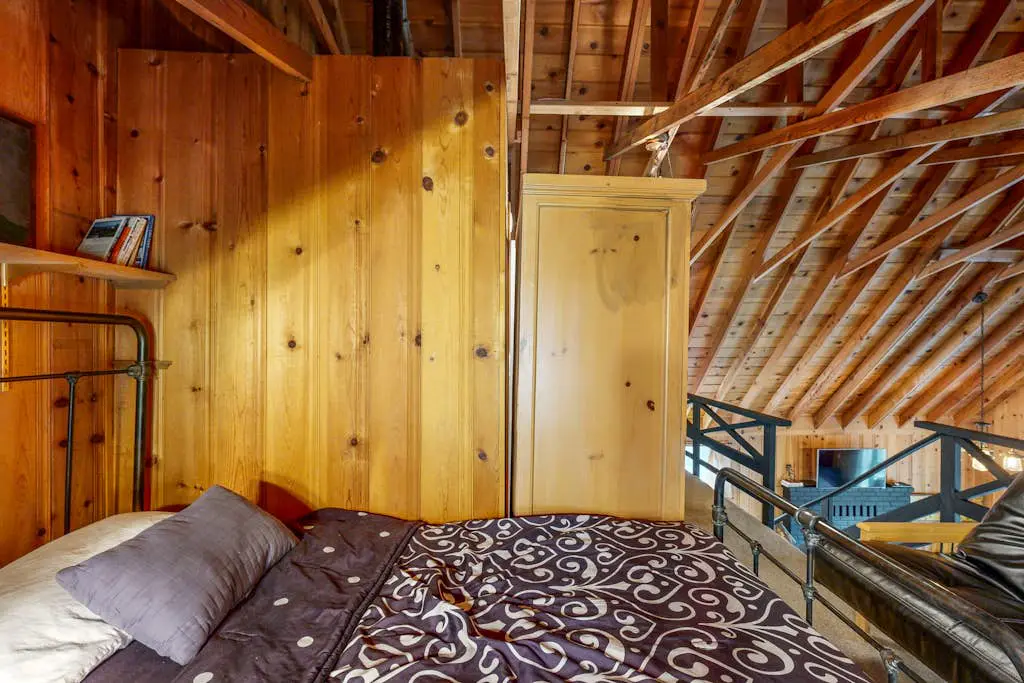 Rustic and Nostalgic Donner Lake Cabin With A View