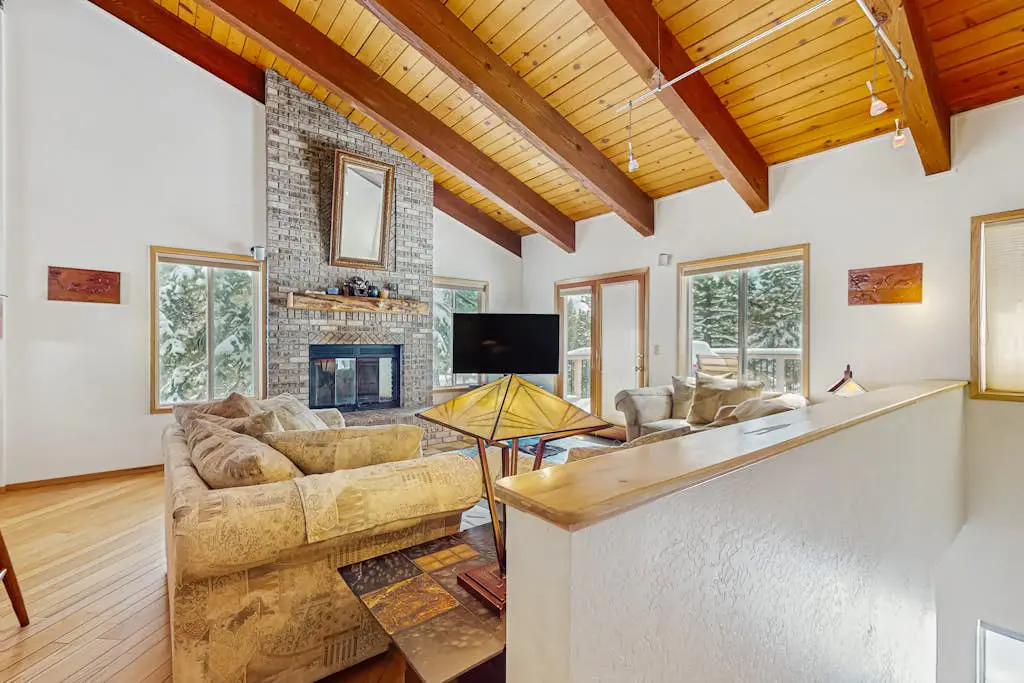 Mountain View Getaway