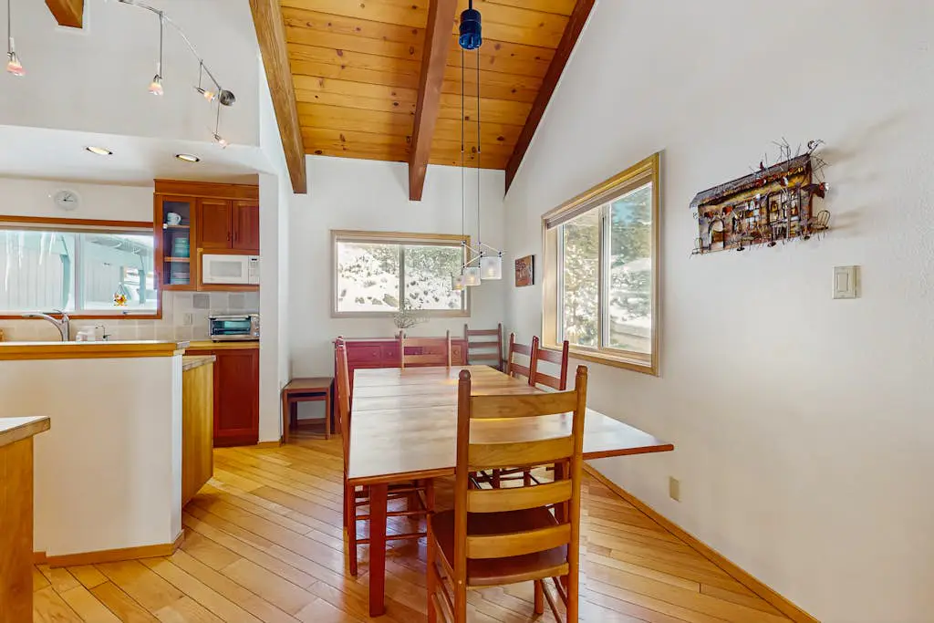 Mountain View Getaway