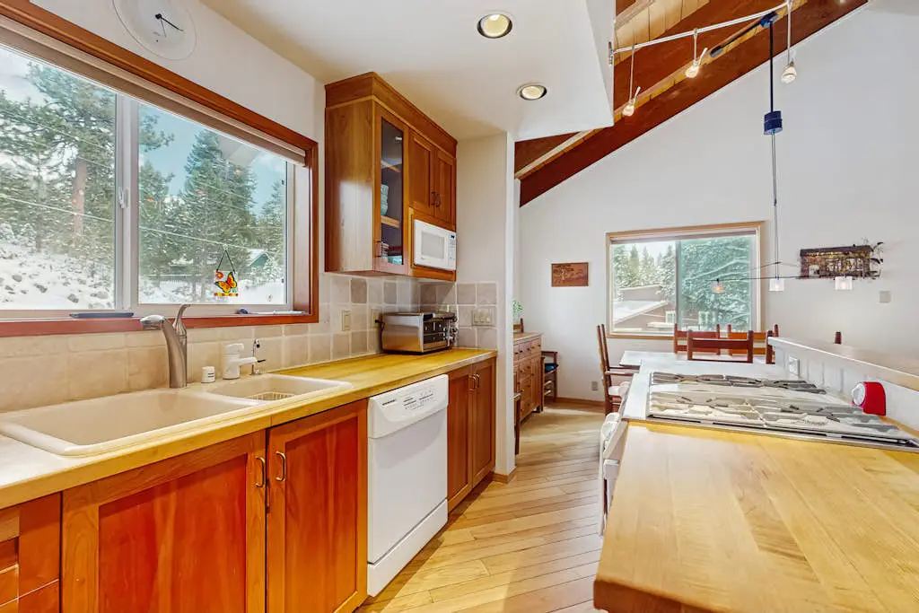 Mountain View Getaway