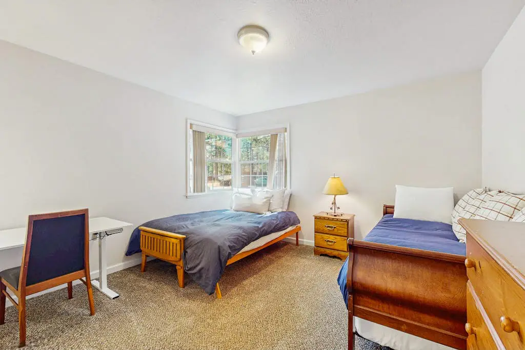 Charming Pet Friendly Home with Hot Tub, Enclosed Yard, Short Walk to Beach