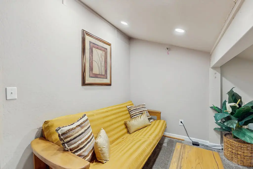 Updated Condo with Lake Views, Heated Floors, Soaking Tub, Pool & Spa Access