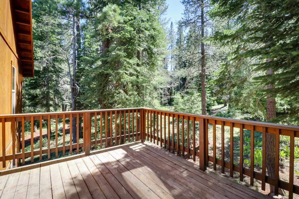 Spacious home near resorts with private hot tub, shared pool, & new furnishings