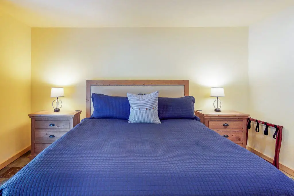Spacious home near resorts with private hot tub, shared pool, & new furnishings