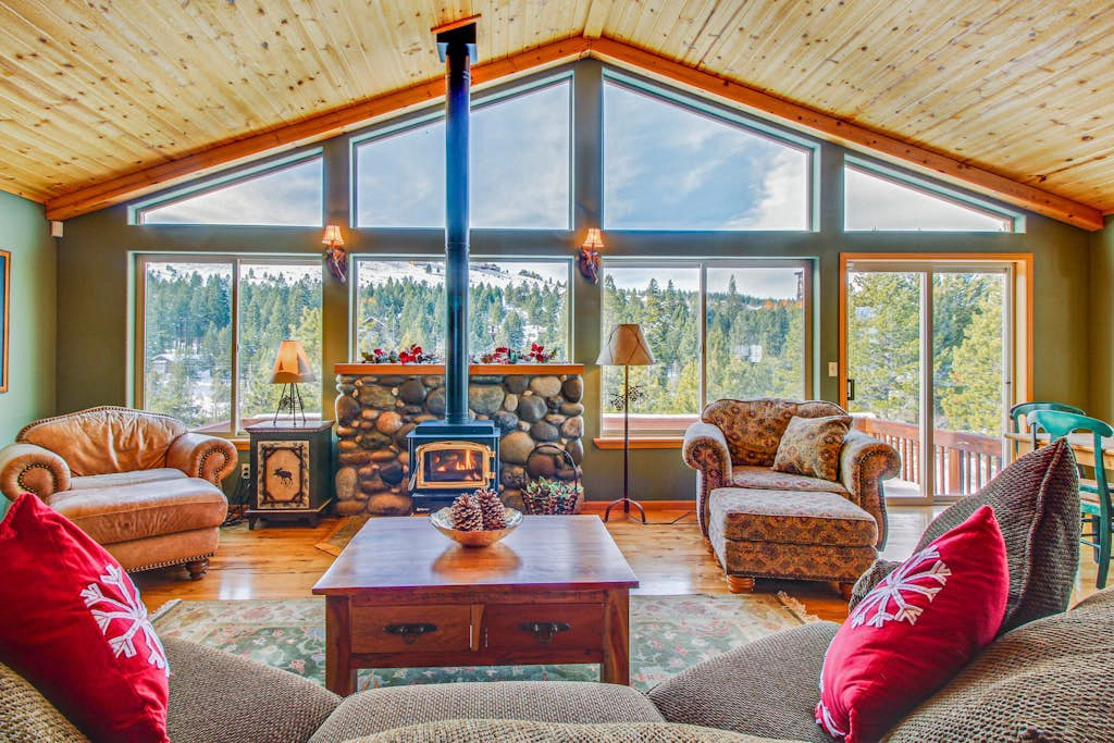 Hillside View Vacation Home