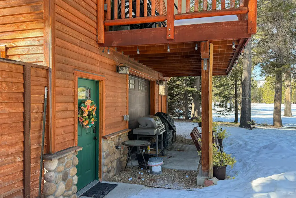 Lazy Bear Manor