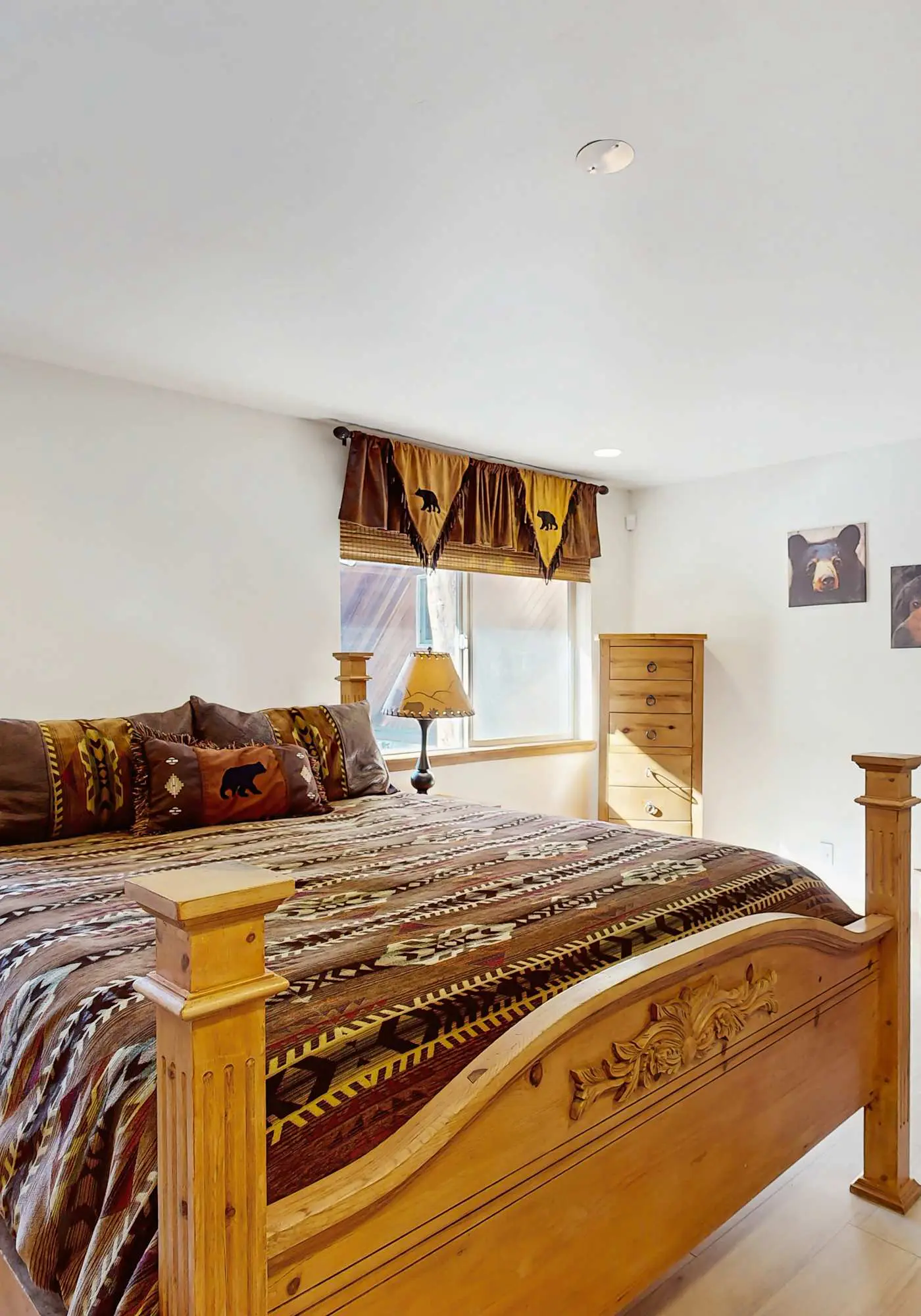 Lazy Bear Manor