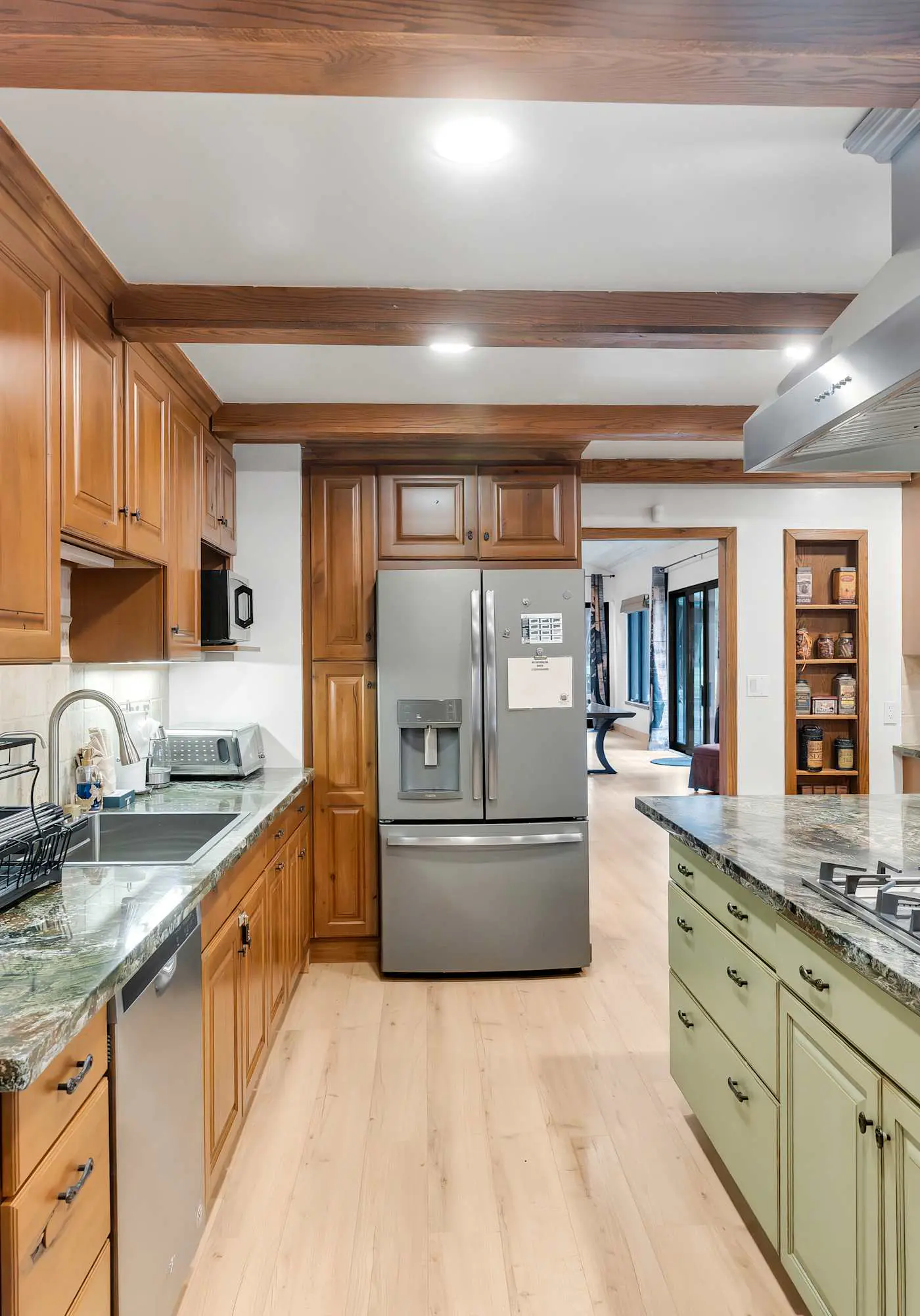Large Luxury Estate Home on Golf Course with Private Indoor Heated Pool, Spa, Sauna