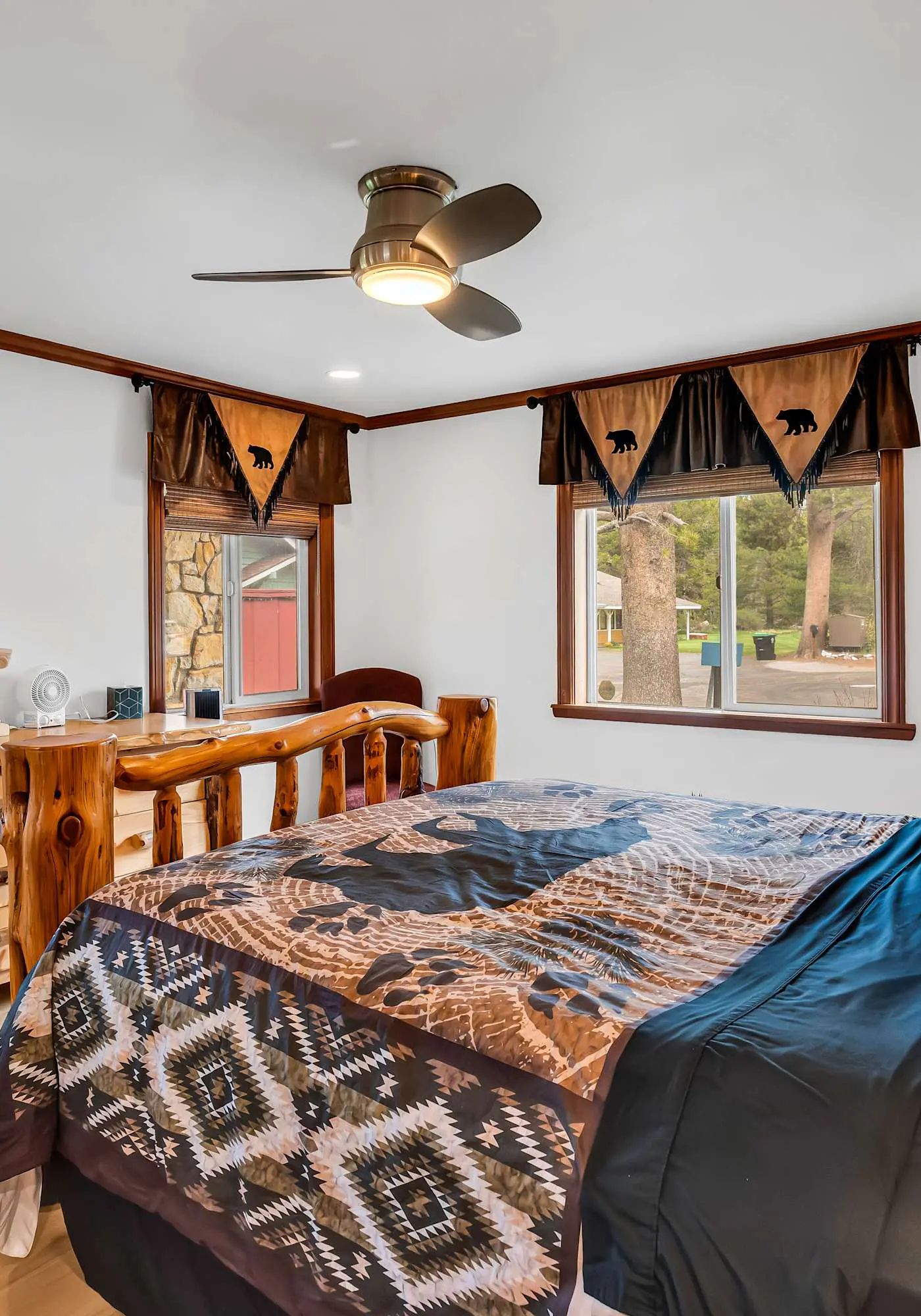 Large Luxury Estate Home on Golf Course with Private Indoor Heated Pool, Spa, Sauna