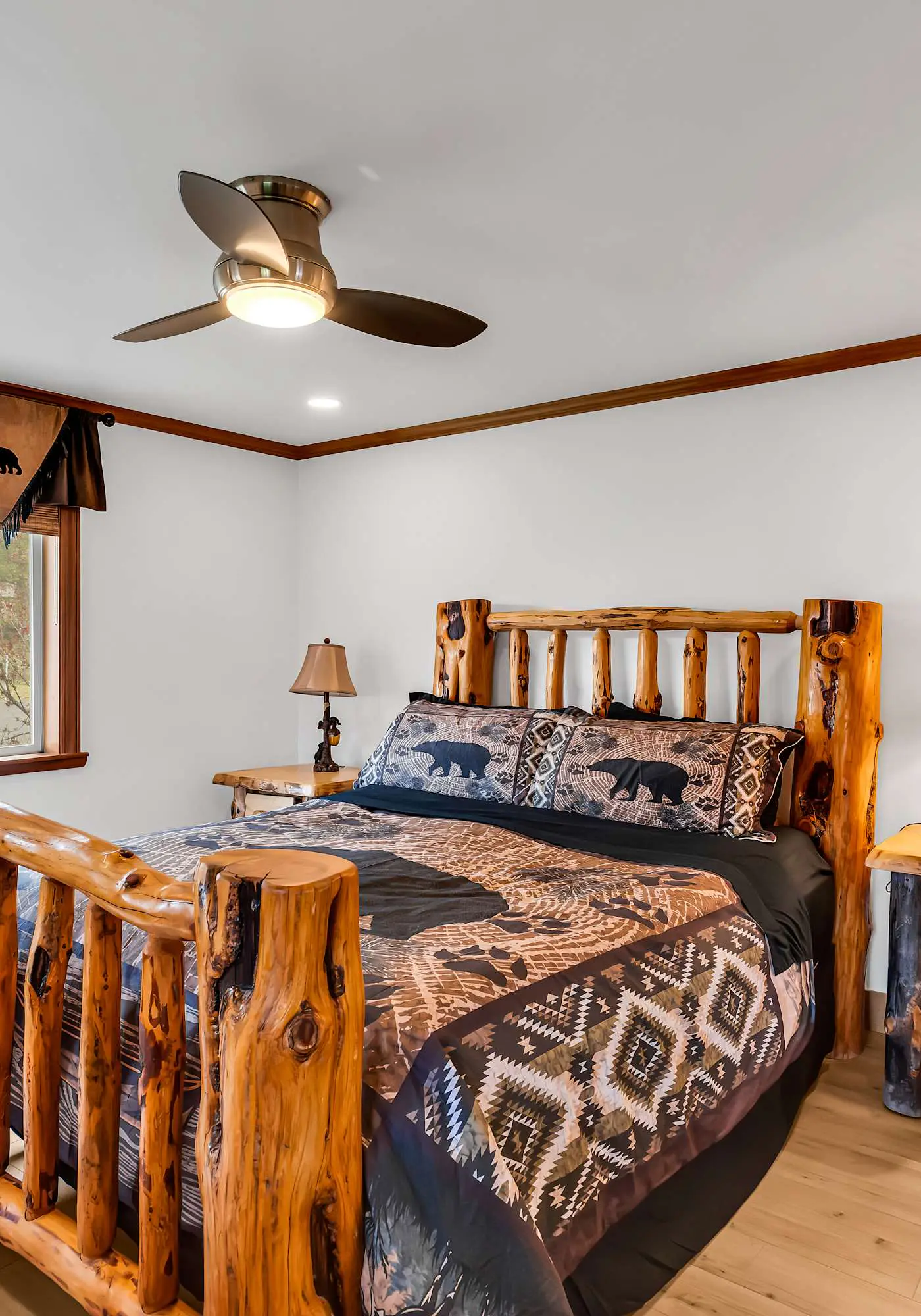 Large Luxury Estate Home on Golf Course with Private Indoor Heated Pool, Spa, Sauna