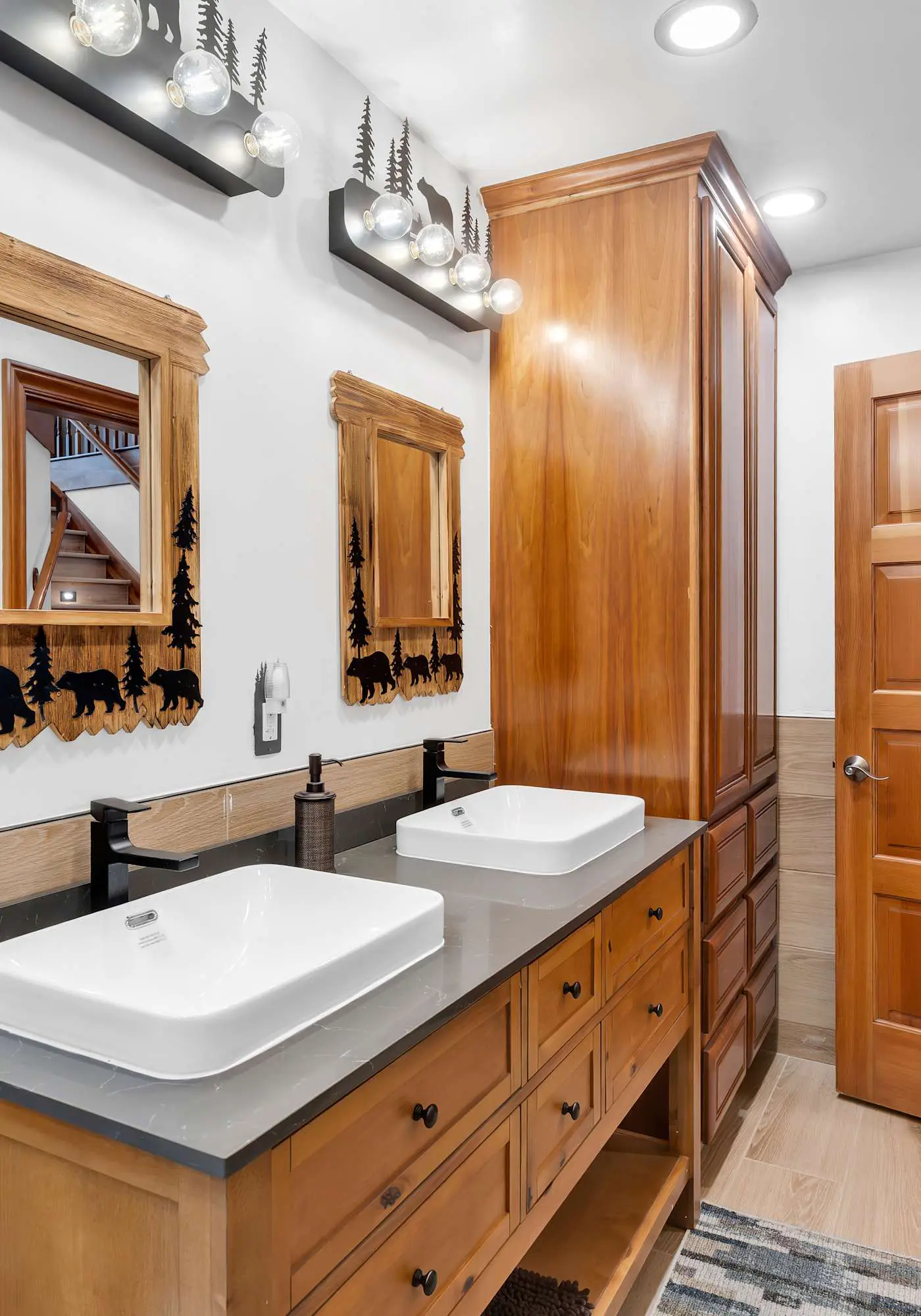 Large Luxury Estate Home on Golf Course with Private Indoor Heated Pool, Spa, Sauna