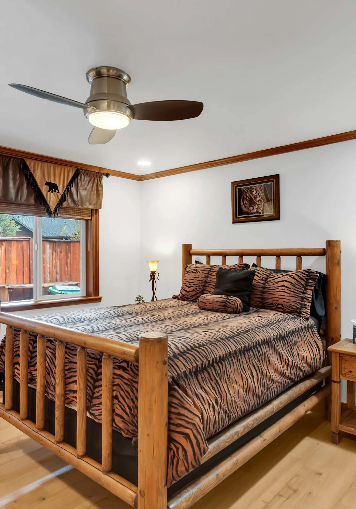 Large Luxury Estate Home on Golf Course with Private Indoor Heated Pool, Spa, Sauna
