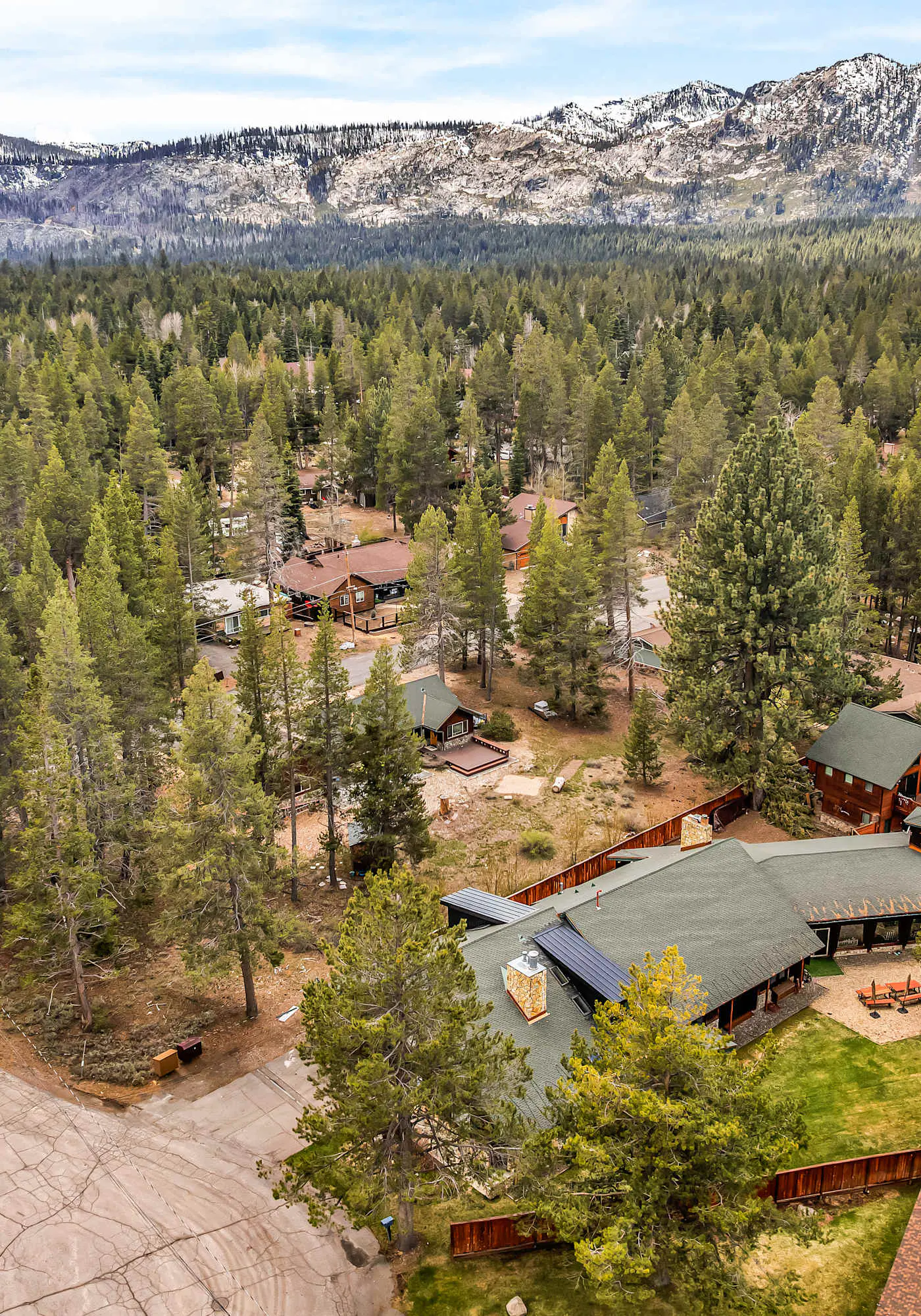 Large Luxury Estate Home on Golf Course with Private Indoor Heated Pool, Spa, Sauna