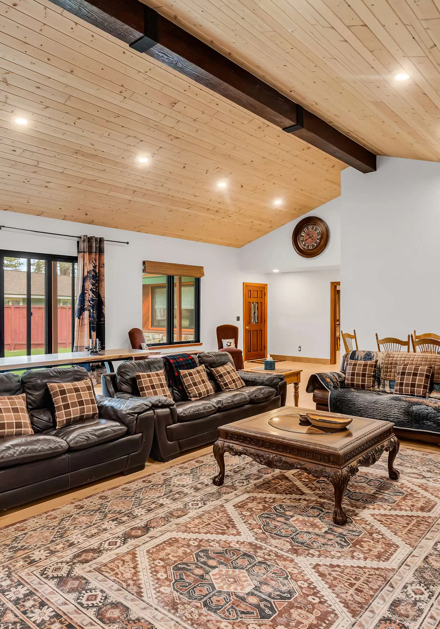 Large Luxury Estate Home on Golf Course with Private Indoor Heated Pool, Spa, Sauna