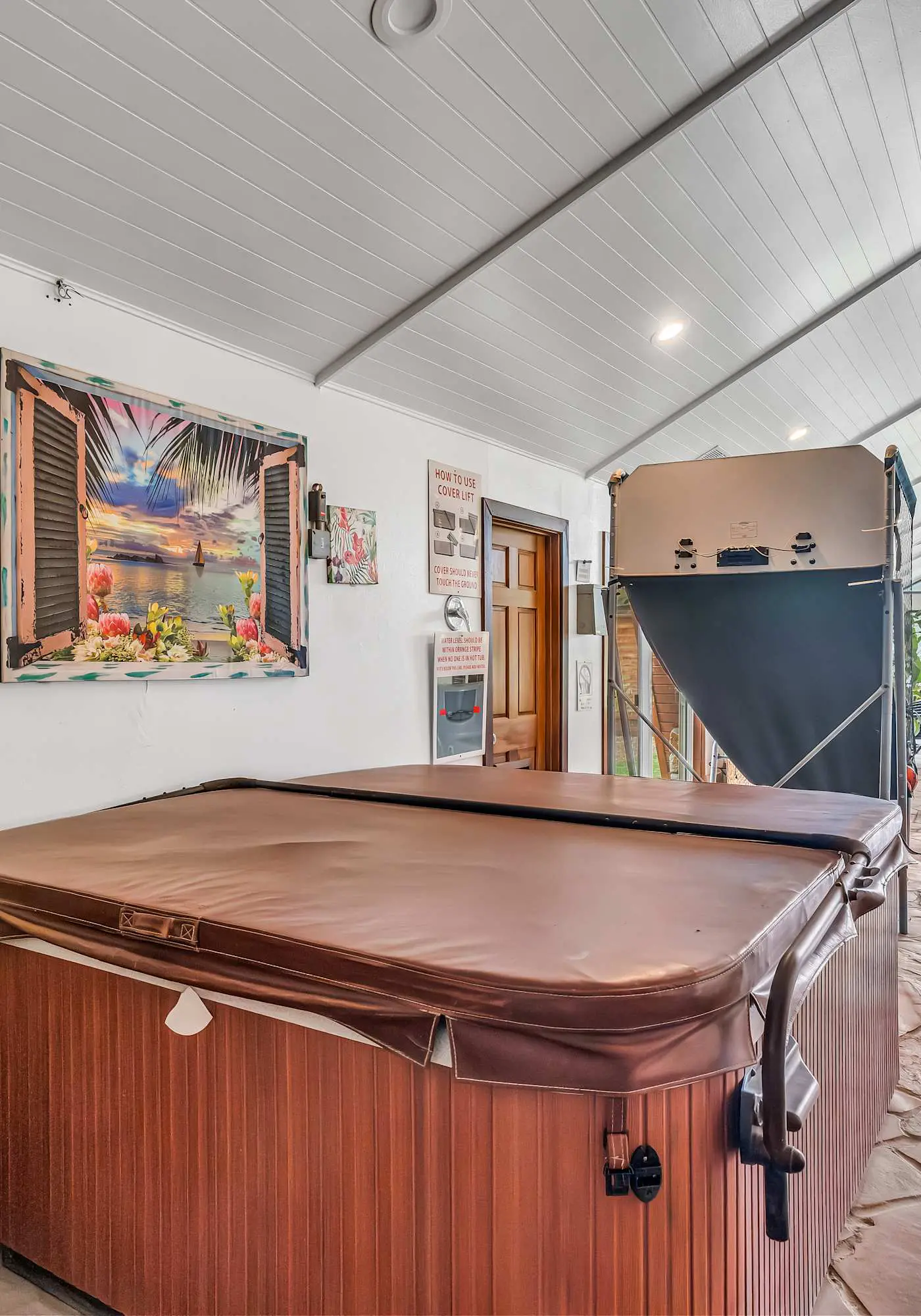 Large Luxury Estate Home on Golf Course with Private Indoor Heated Pool, Spa, Sauna