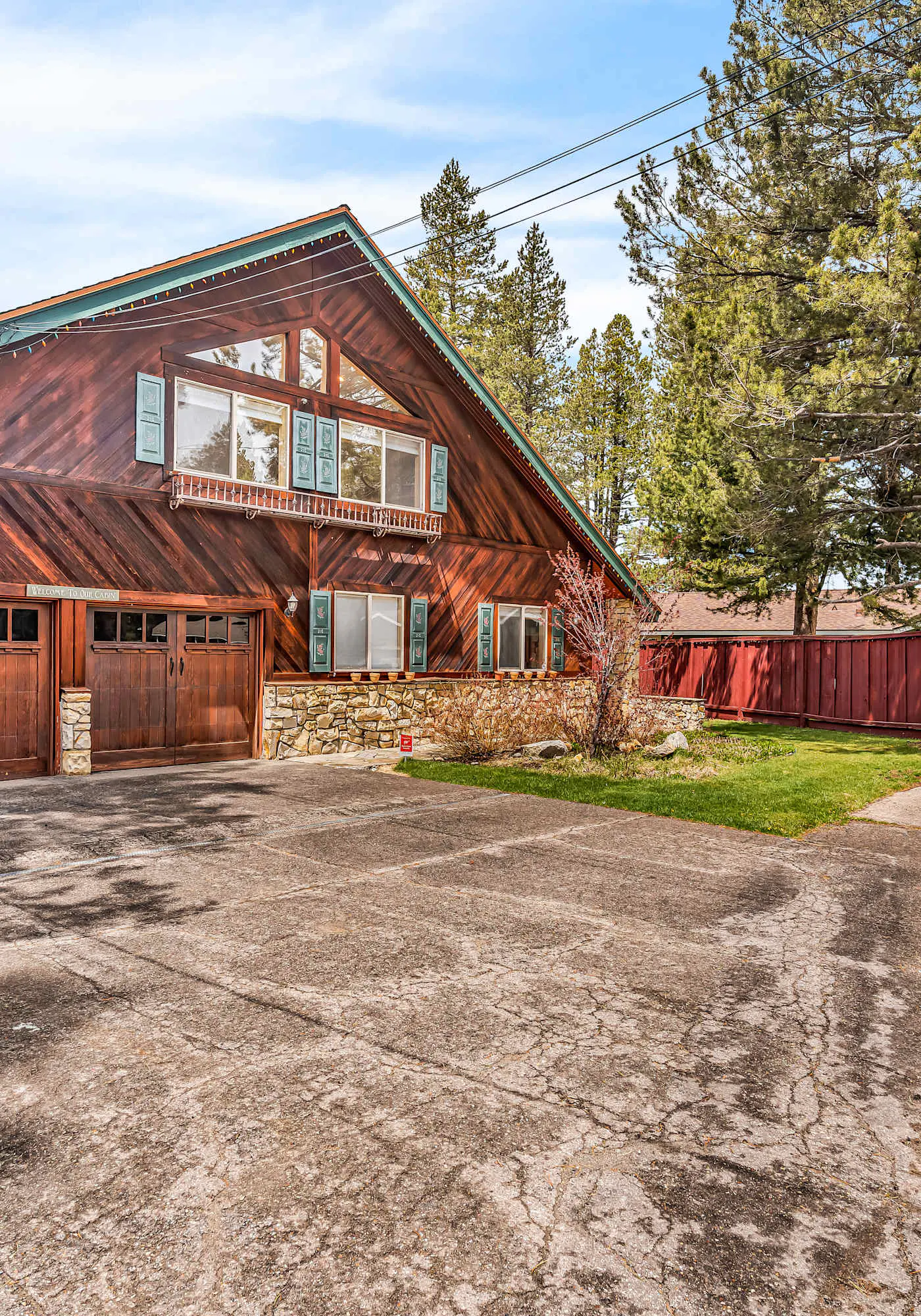 Large Luxury Estate Home on Golf Course with Private Indoor Heated Pool, Spa, Sauna