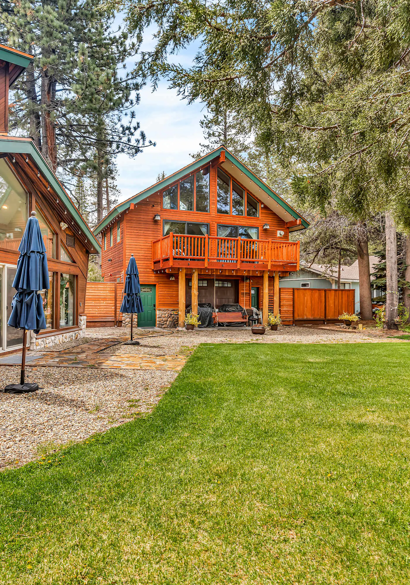 Large Luxury Estate Home on Golf Course with Private Indoor Heated Pool, Spa, Sauna